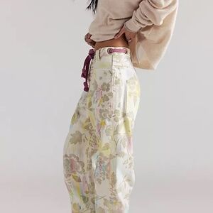 NWT Free People Moxie Printed Flocked Barrel Jeans 28